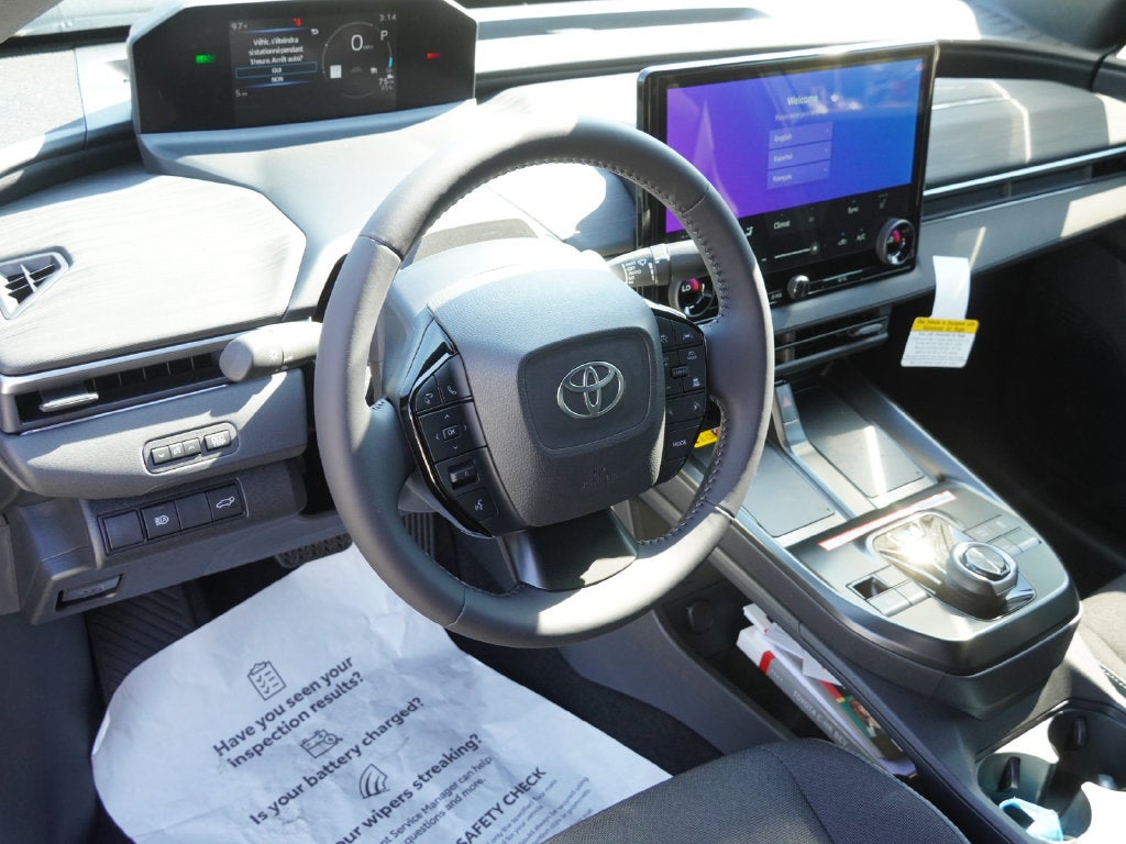 2027 Toyota C-HR SE