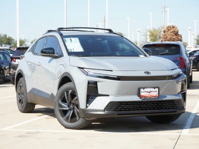 2027 Toyota C-HR SE