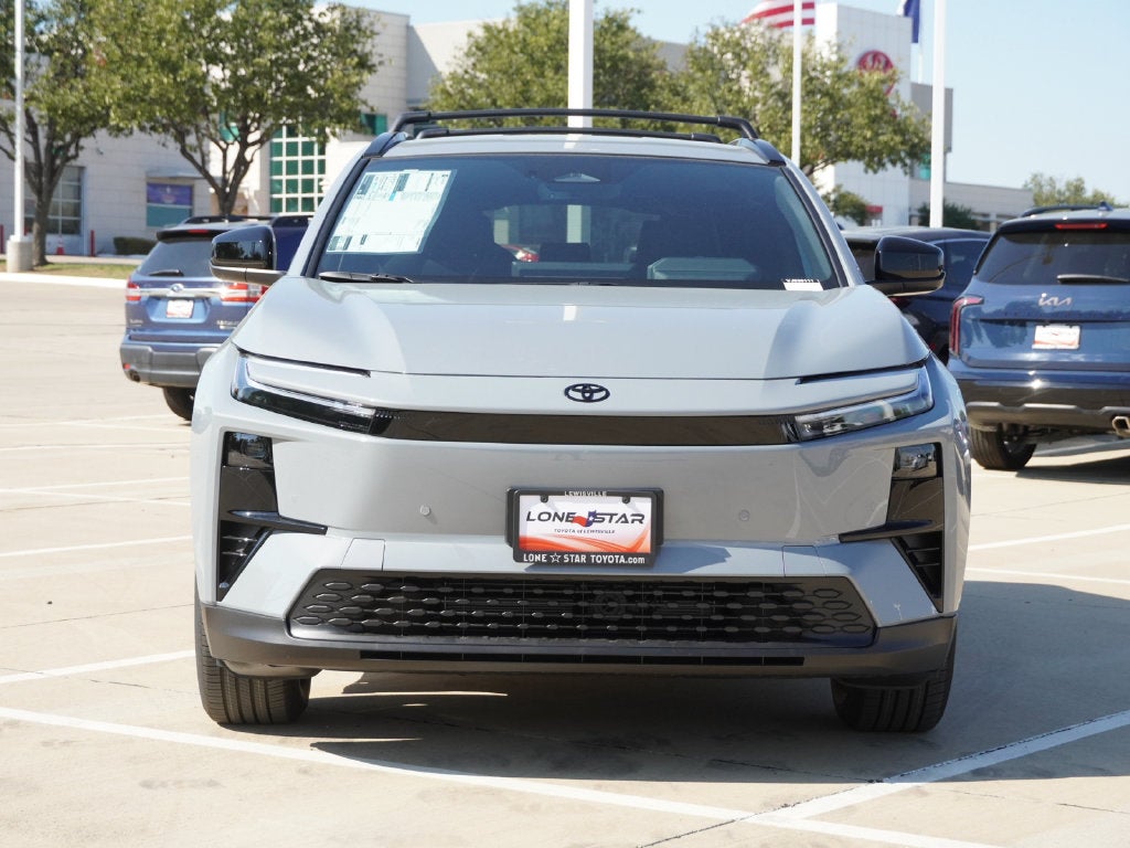 2027 Toyota C-HR SE