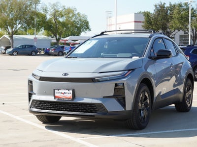 2027 Toyota C-HR SE